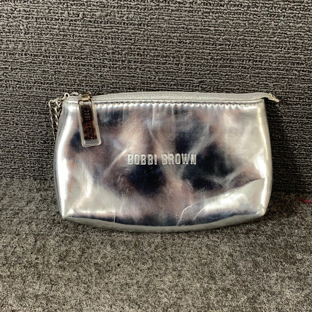 Bobbi Brown Clutch Women's Small Silver Metallic Chainlink Wristlet Make up Bag